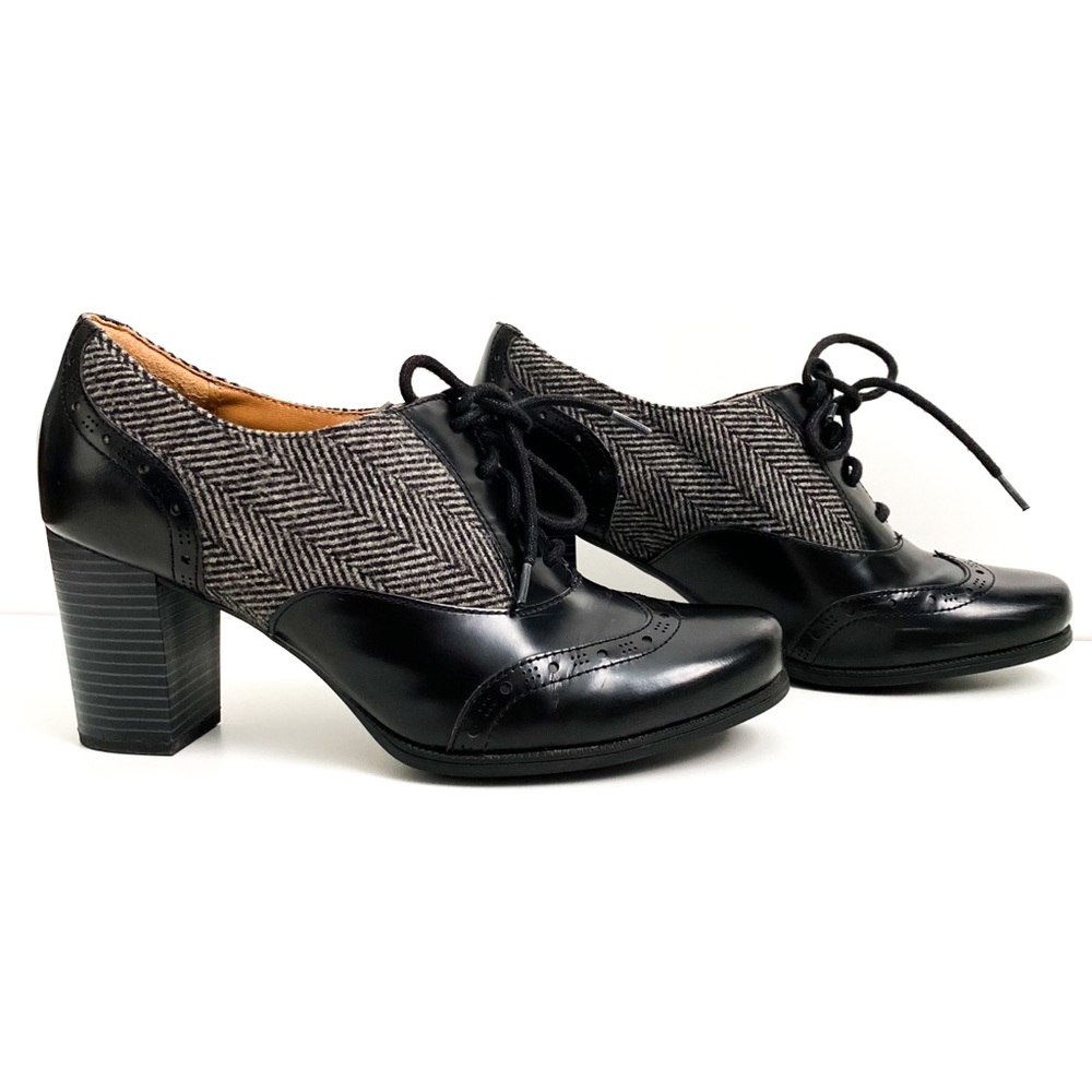 Clarks Artisan Shoes